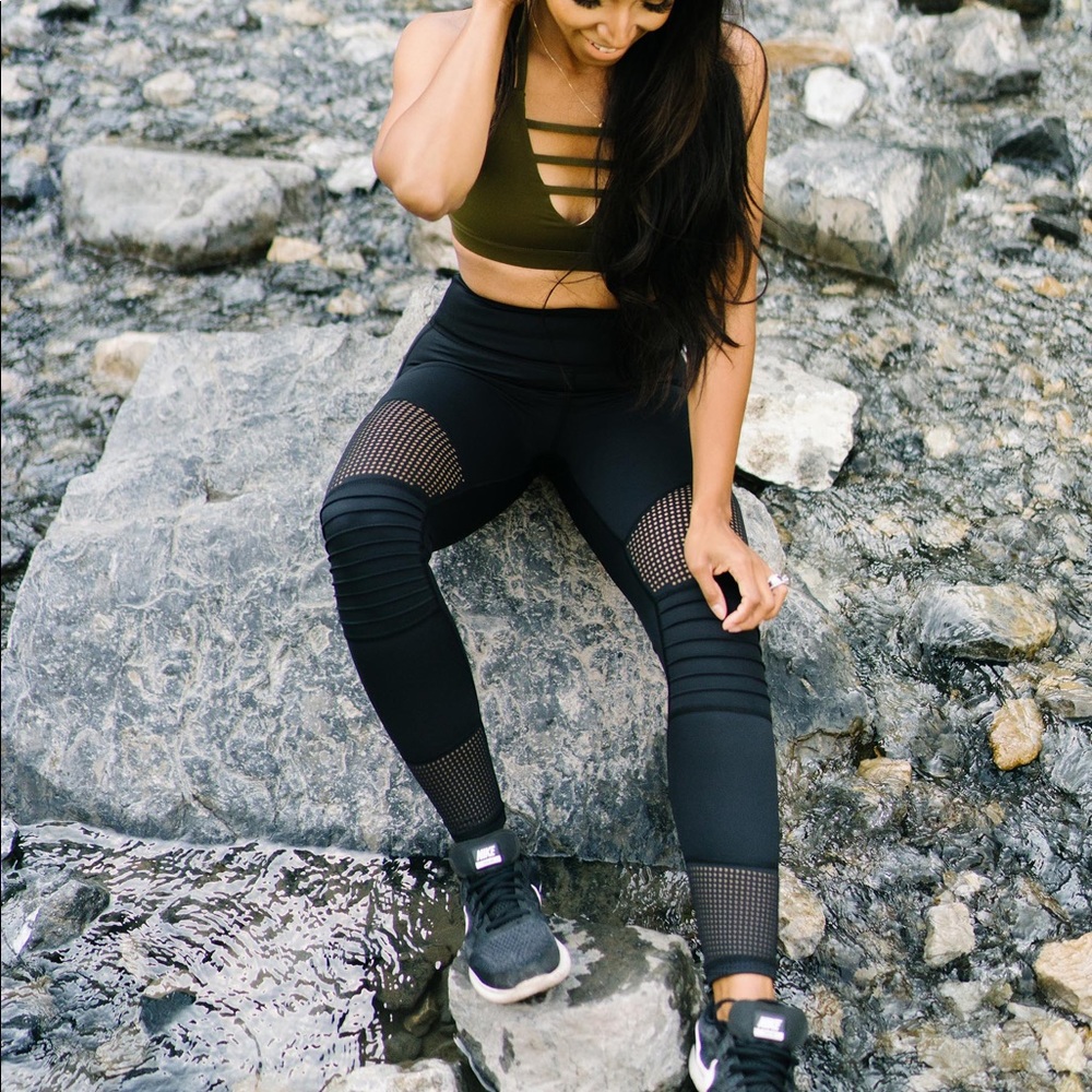 Black Moto Light n Tight Hi-Rise 7/8 24"